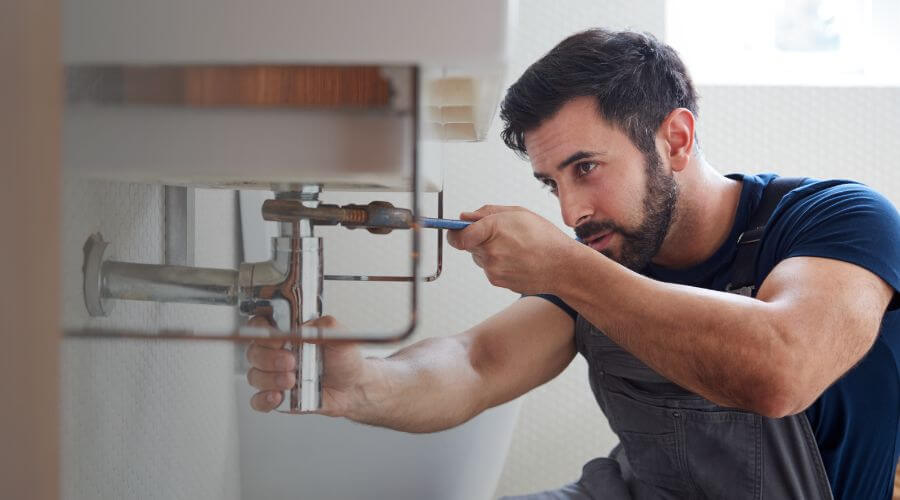Faucet aerator cleaning/replacement in Lamar, IN